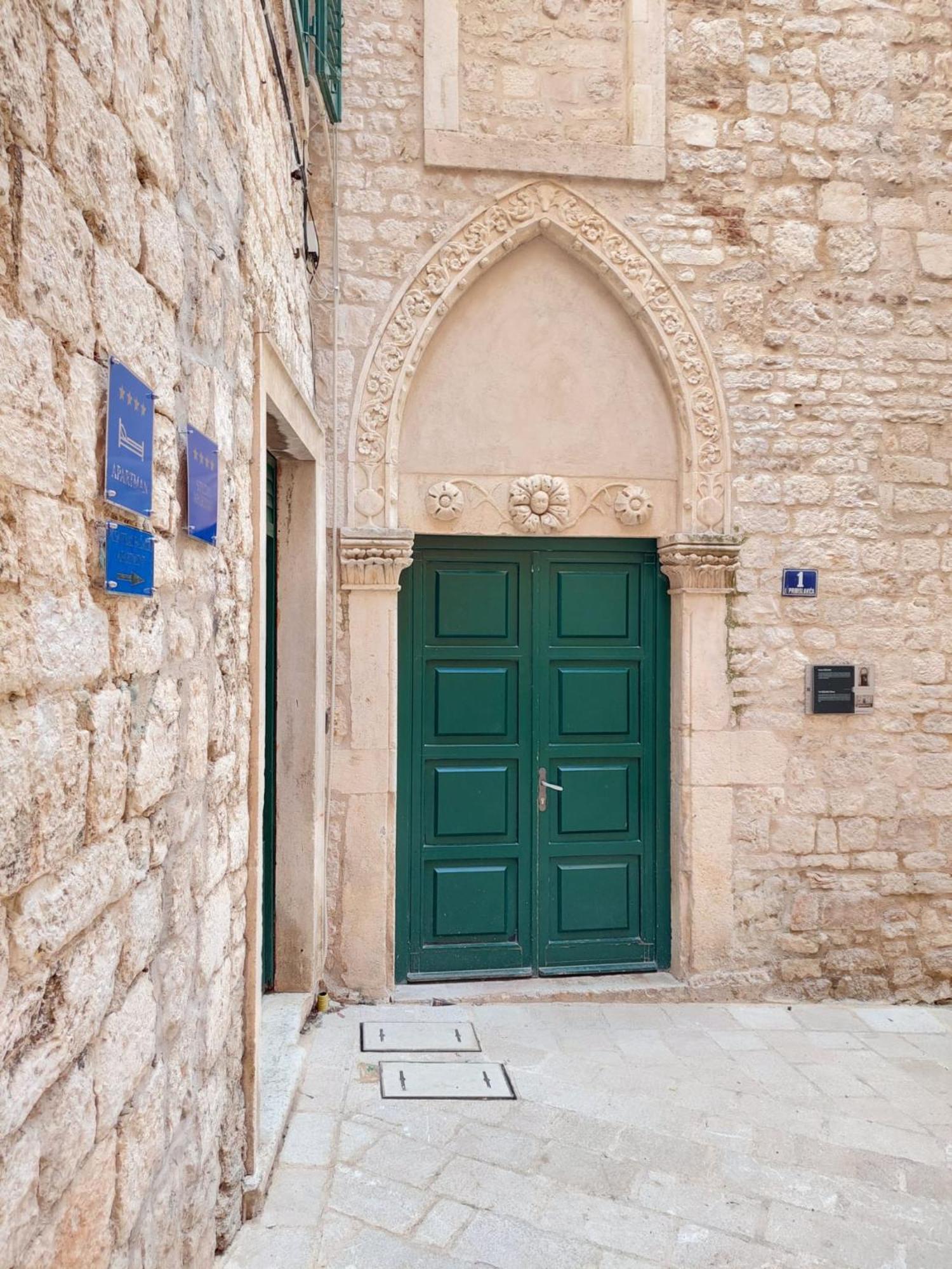 Central Palace Apartment Šibenik Eksteriør bilde